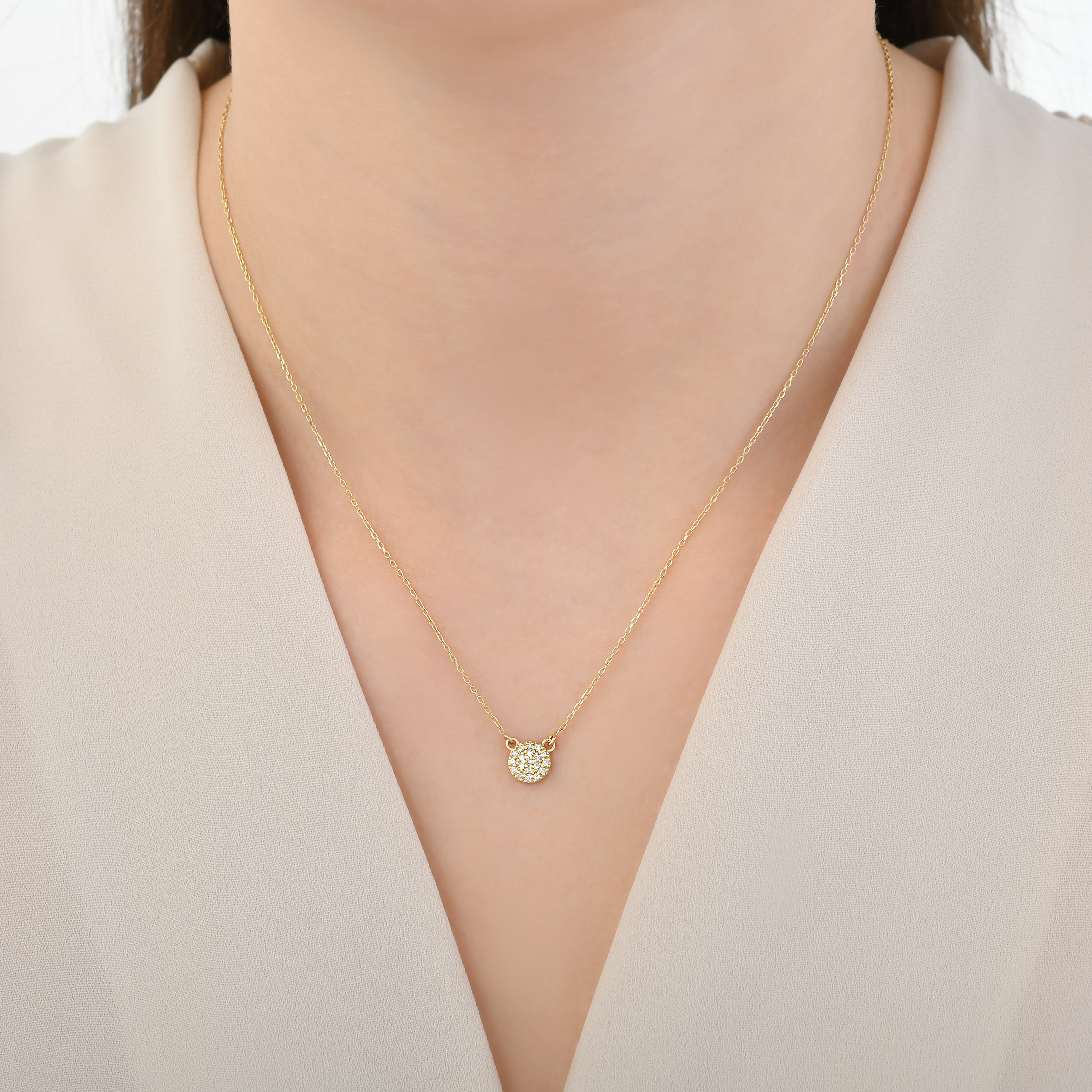 Minimalist Round Diamond Necklace