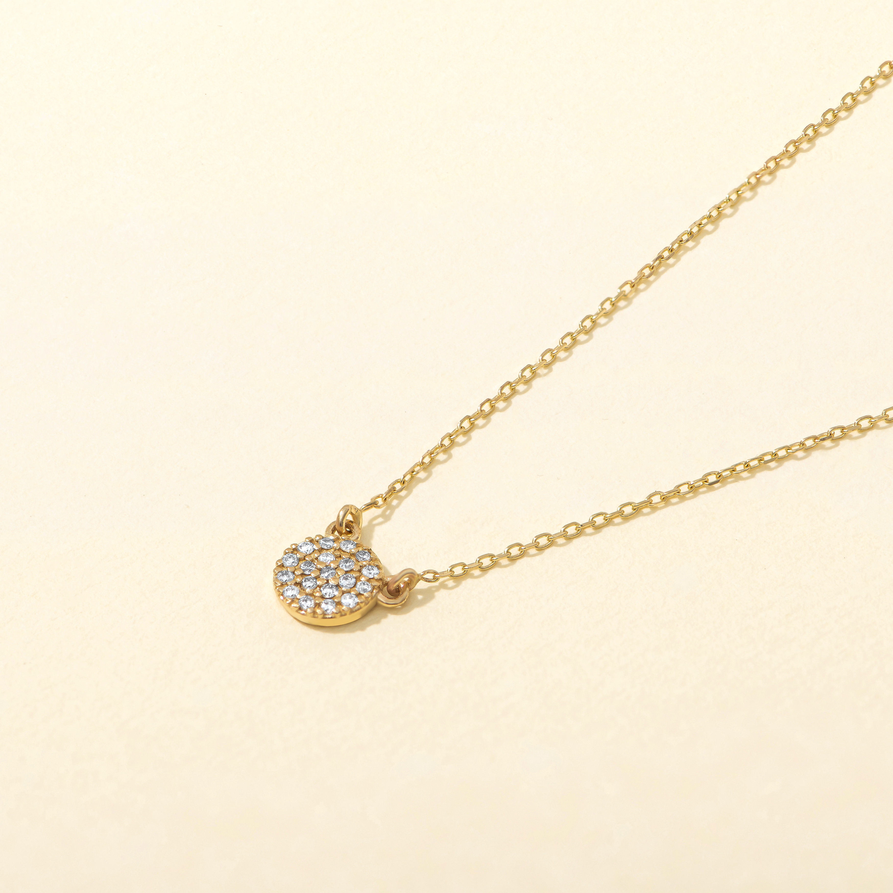 Minimalist Round Diamond Necklace