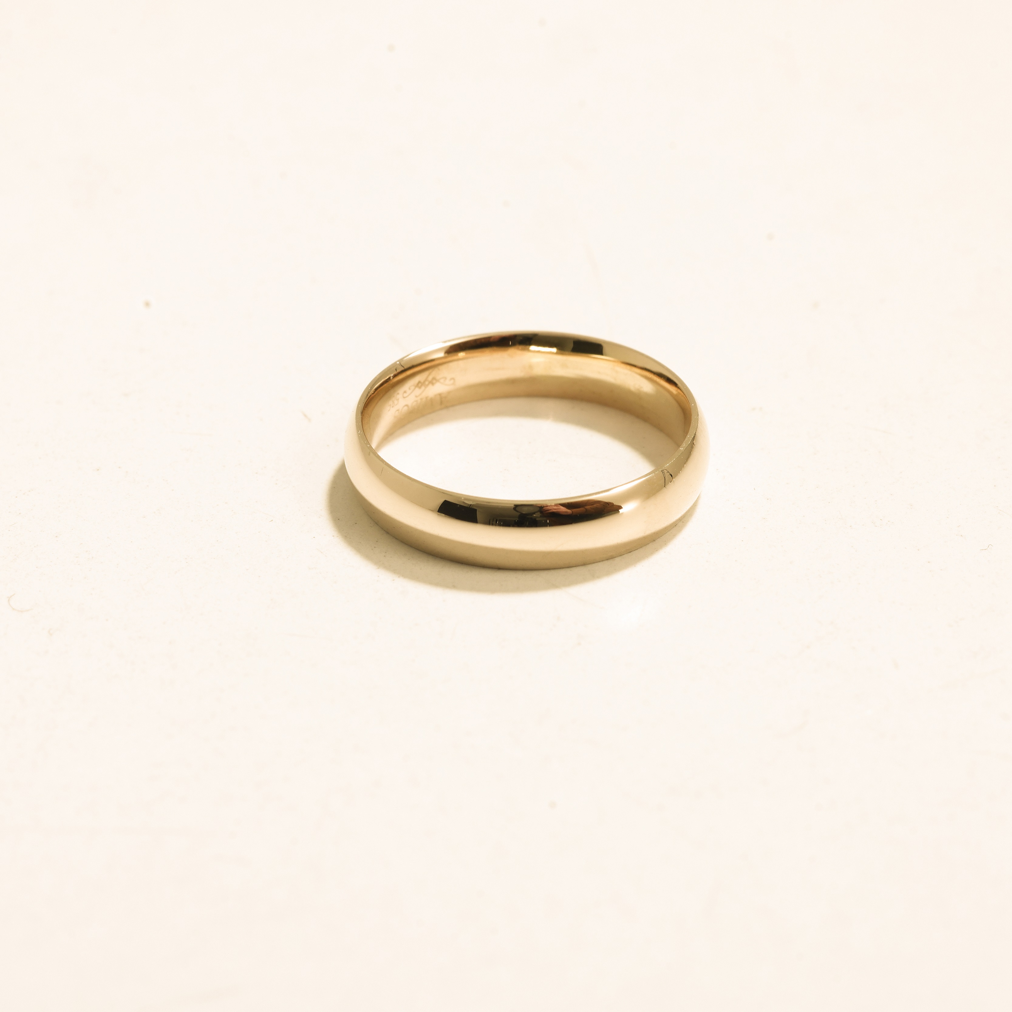 Slim Dome Wedding Band Ring